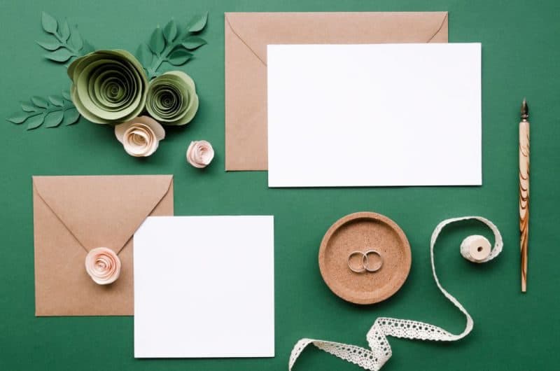 How to Choose the Best Wedding Cards